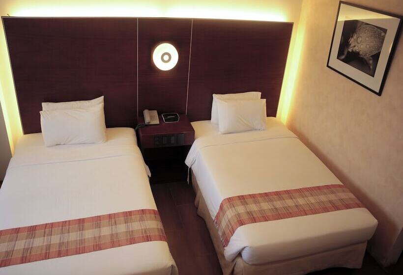 هتل Casablanca Suites Near Airport