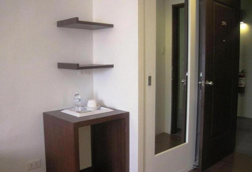 هتل Casablanca Suites Near Airport