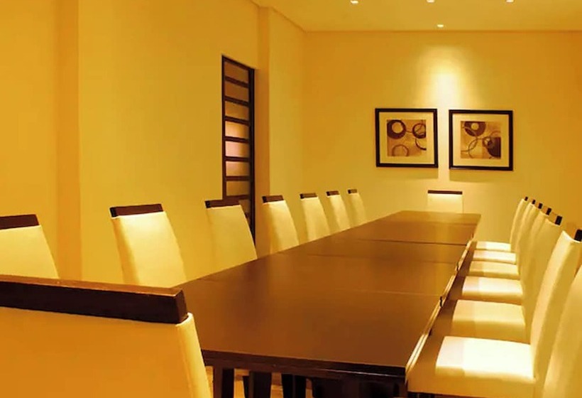 هتل Casablanca Suites Near Airport