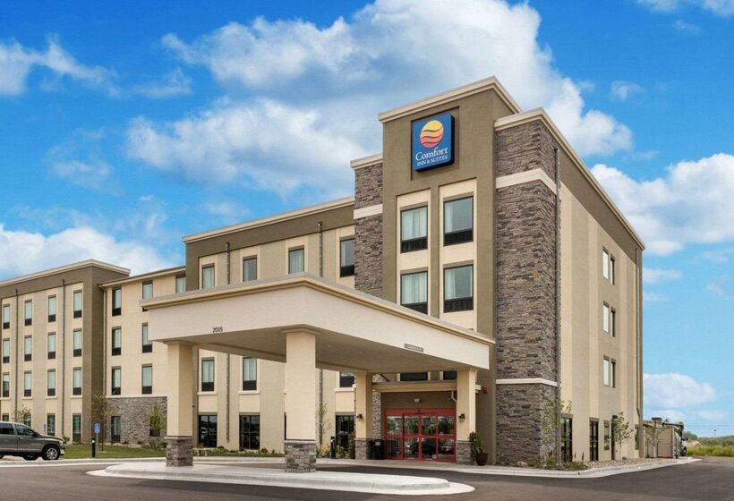 هتل Comfort Inn & Suites West   Medical Center