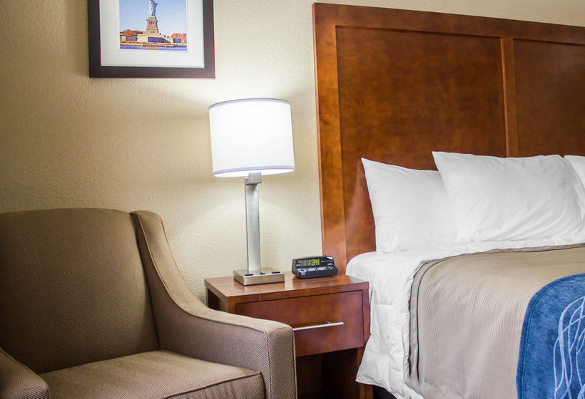 Отель Comfort Inn