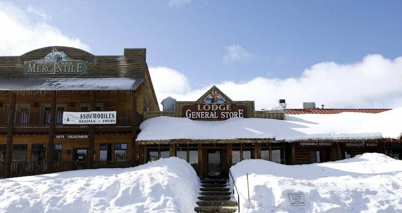 فندق Daniels Summit Lodge