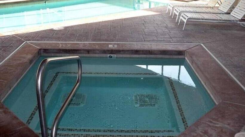 فندق Daniels Summit Lodge