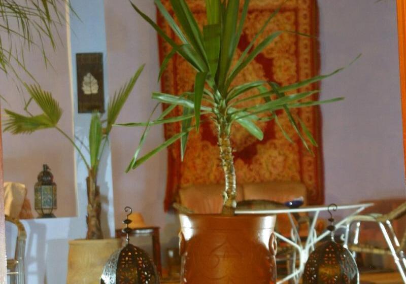 هتل Dar Omar Khayam