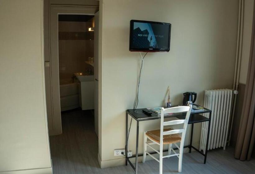 فندق De L'univers