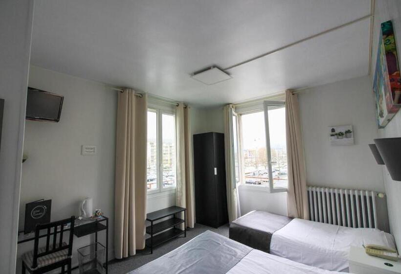 فندق De L'univers