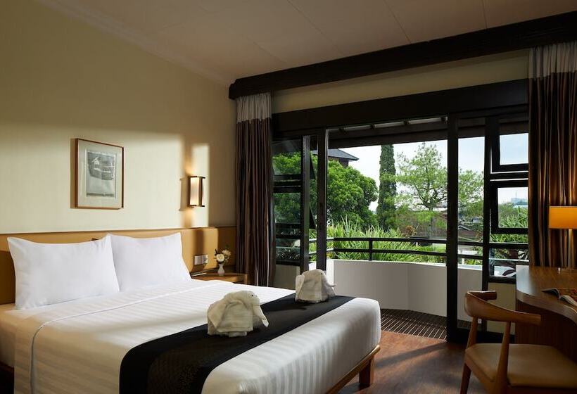 él Hotel Kartika Wijaya Batu