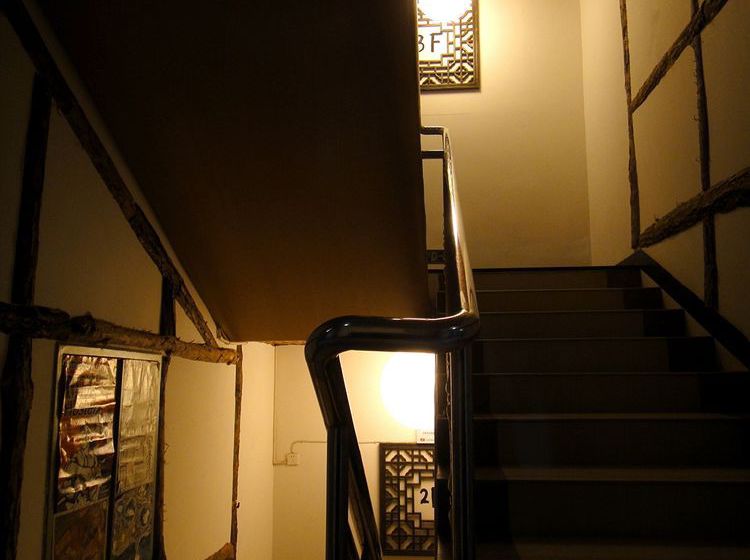 호텔 Dengba Hostel Mt. Emei