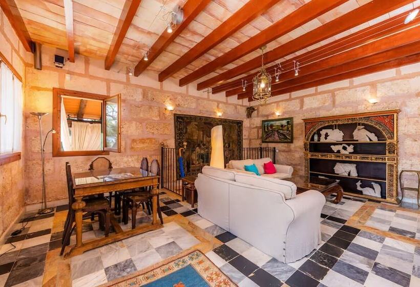 ホテル Es Revellar Art Resort  Adults Only