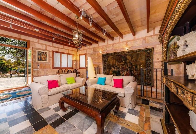 ホテル Es Revellar Art Resort  Adults Only