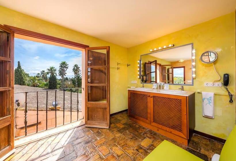 ホテル Es Revellar Art Resort  Adults Only