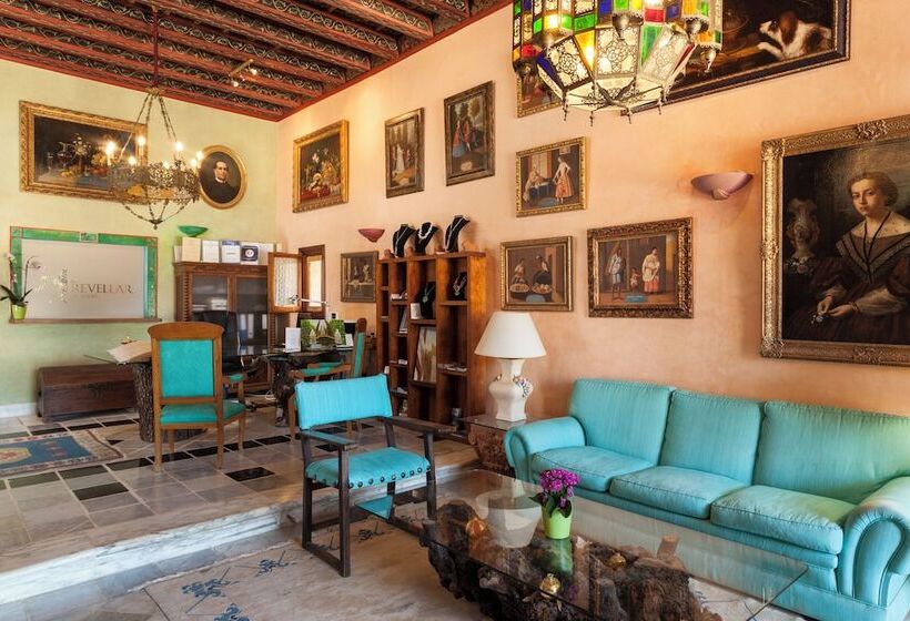 ホテル Es Revellar Art Resort  Adults Only