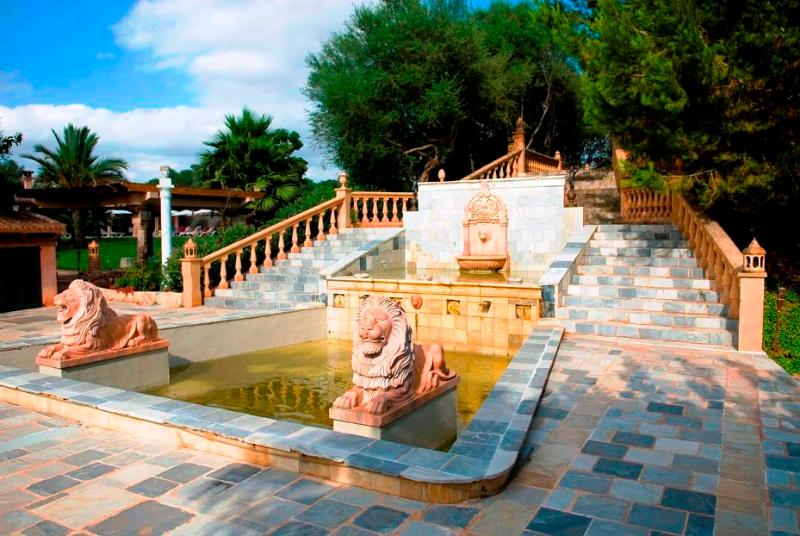 ホテル Es Revellar Art Resort  Adults Only