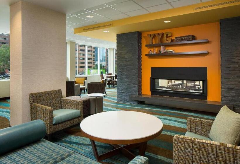 בית מלון כפרי Fairfield Inn & Suites By Marriott Calgary Downtown