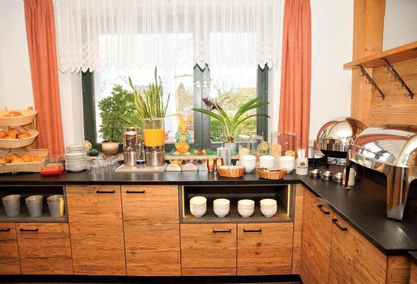 Gasthaus Und Landhotel Wiedmann