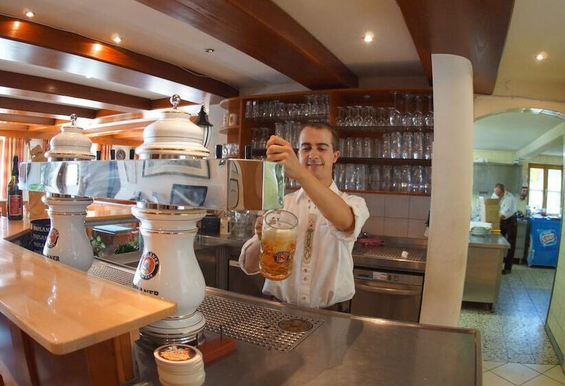 Gasthaus Und Landhotel Wiedmann