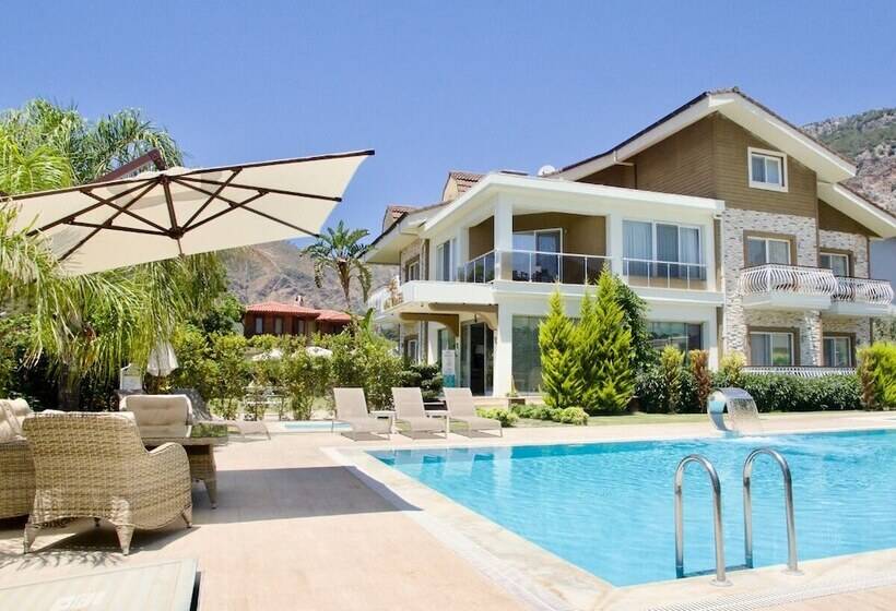 Отель Göcek Naz