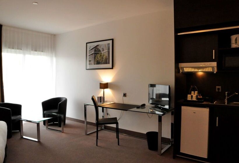 فندق Golden Tulip Nantes Carquefou Suite