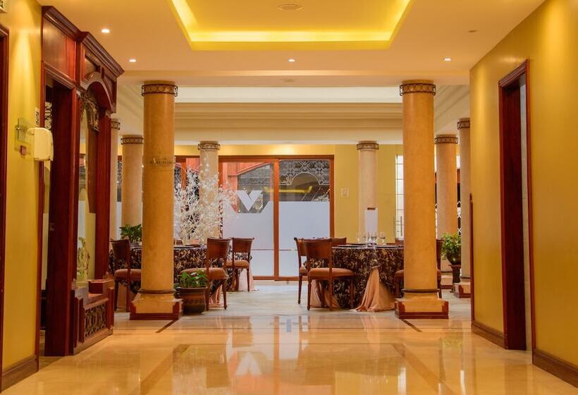 هتل Grand Victoria Boutique