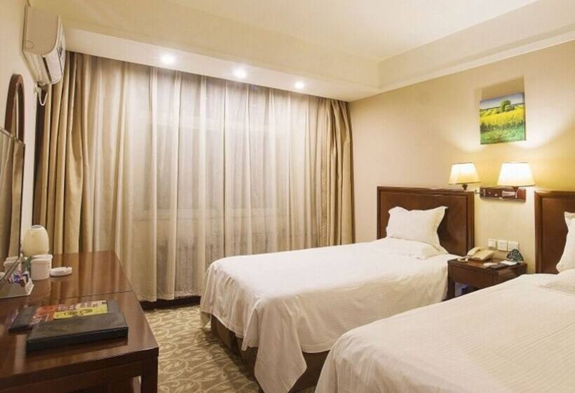 ホテル Greentree Inn Puyang Oil Field Headquarters