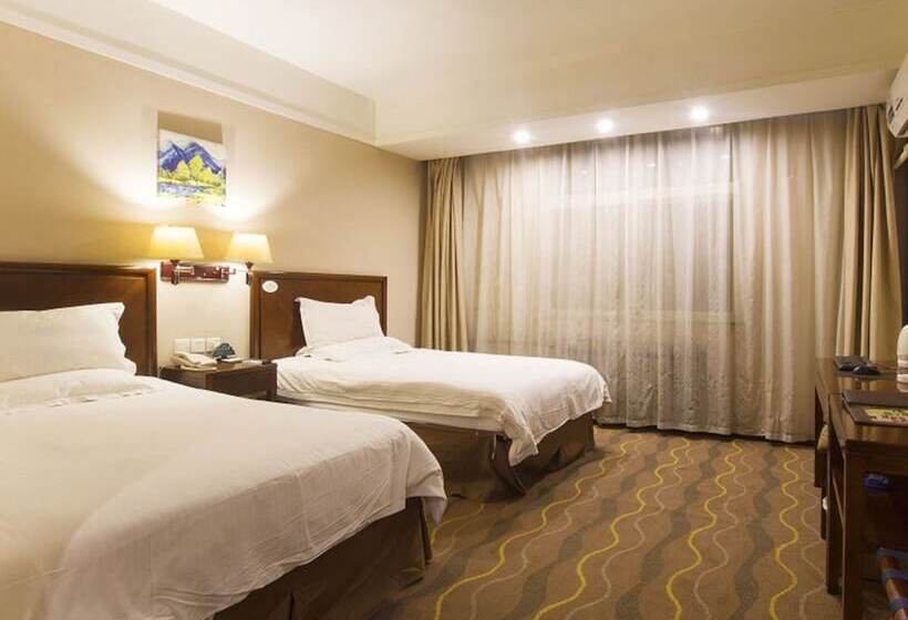 ホテル Greentree Inn Puyang Oil Field Headquarters