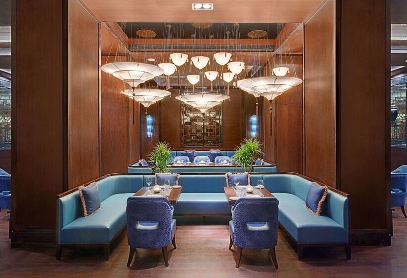 هتل Hilton Dushanbe