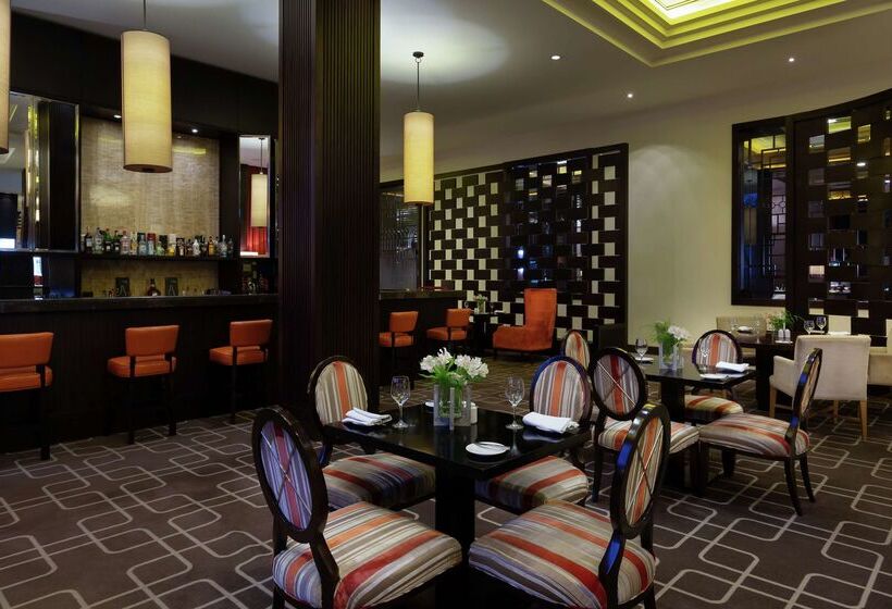 هتل Hilton Dushanbe