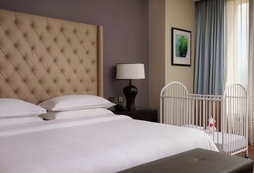 هتل Hilton Dushanbe