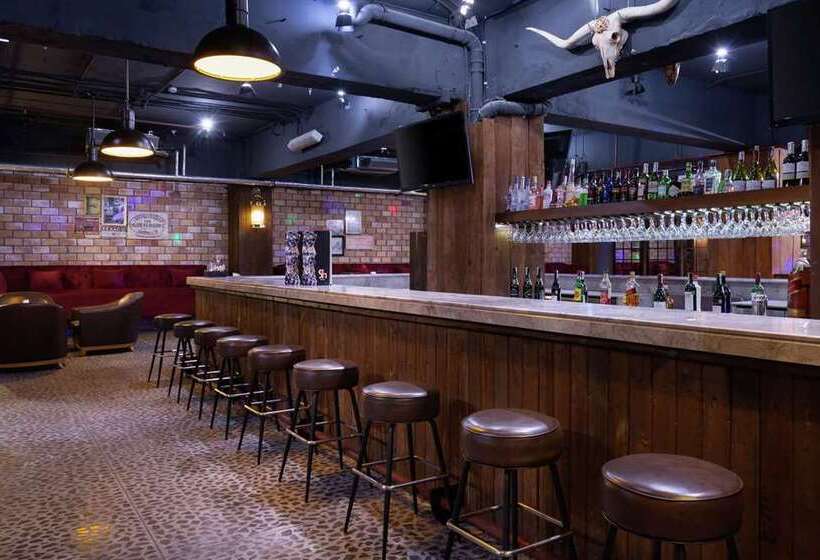 هتل Hilton Dushanbe