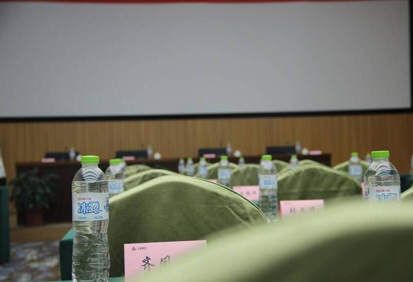 Otel Holiday Inn Express Ordos Dongsheng, An Ihg