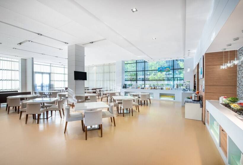 Otel Holiday Inn Express Ordos Dongsheng, An Ihg