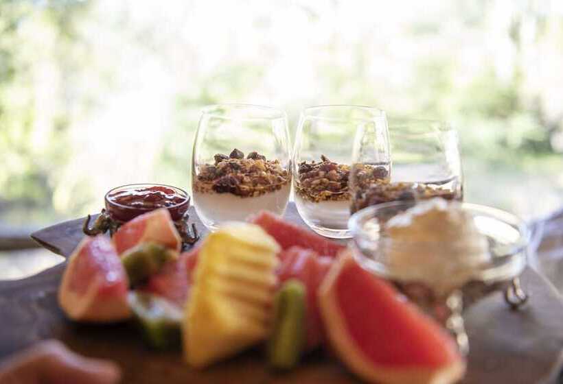 בית מלון כפרי Jabulani Safari