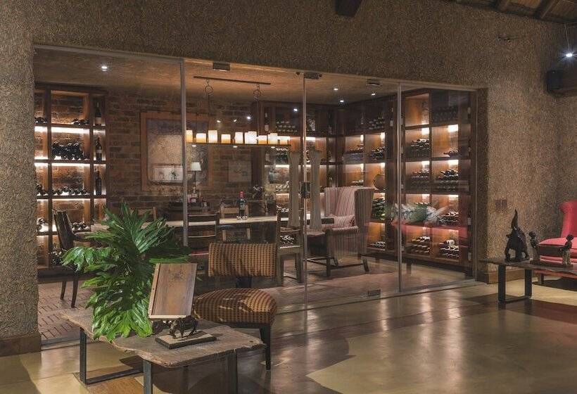 בית מלון כפרי Jabulani Safari