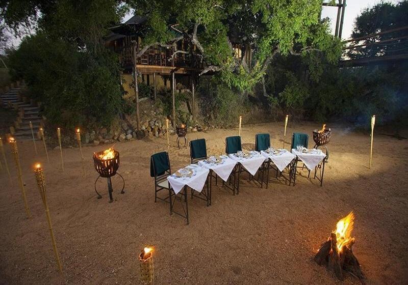 בית מלון כפרי Jabulani Safari