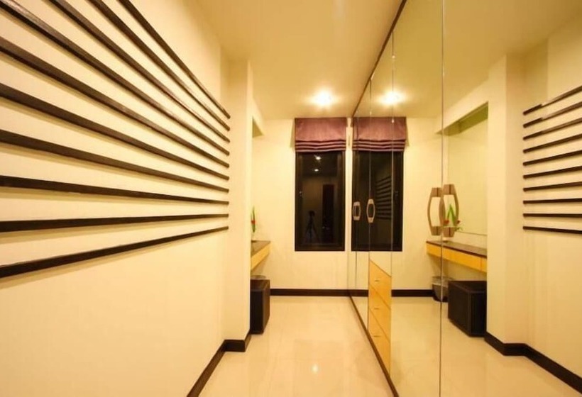 호텔 Kalim Beach Place