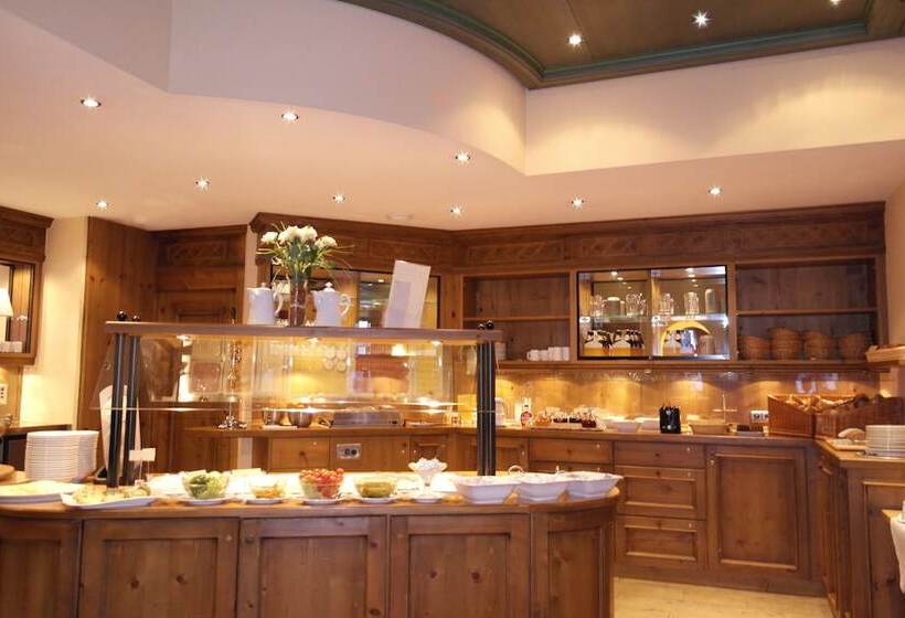 ホテル Klosterbrauhaus Ursberg