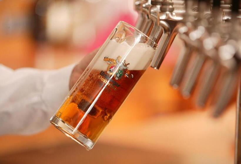 ホテル Klosterbrauhaus Ursberg