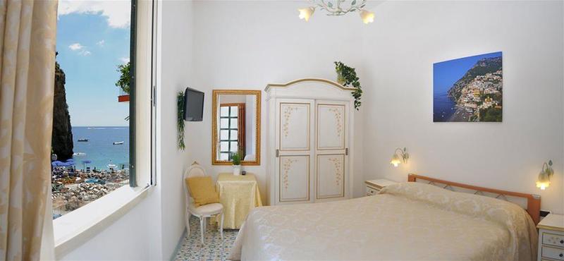 ホテル La Conchiglia