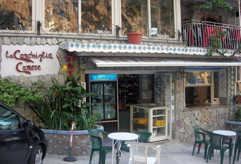 ホテル La Conchiglia