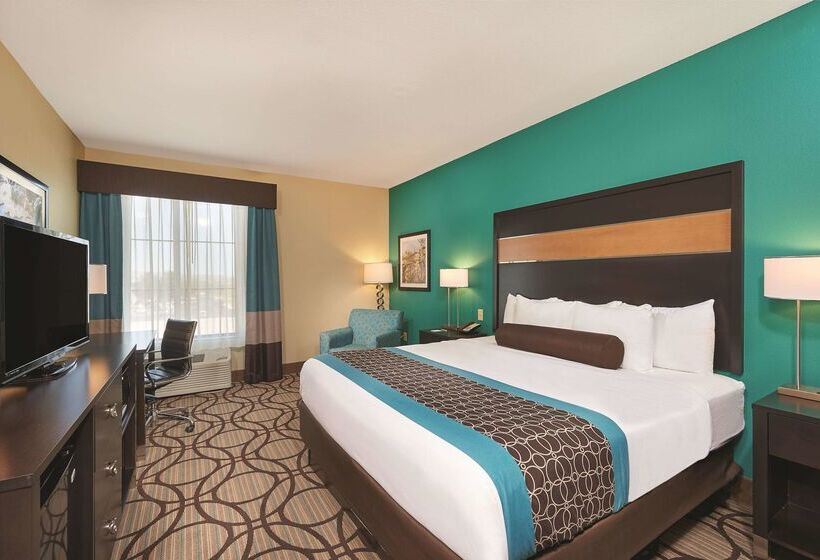 فندق La Quinta By Wyndham Carlsbad