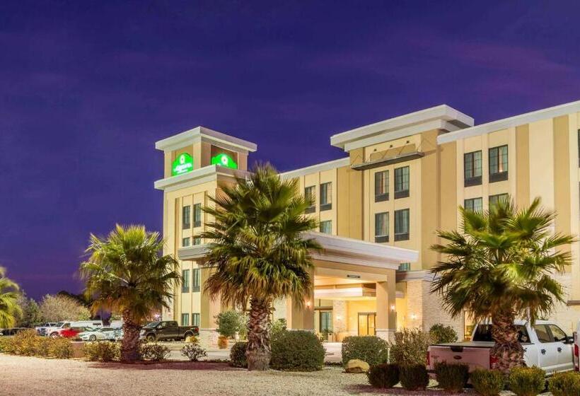 فندق La Quinta By Wyndham Carlsbad