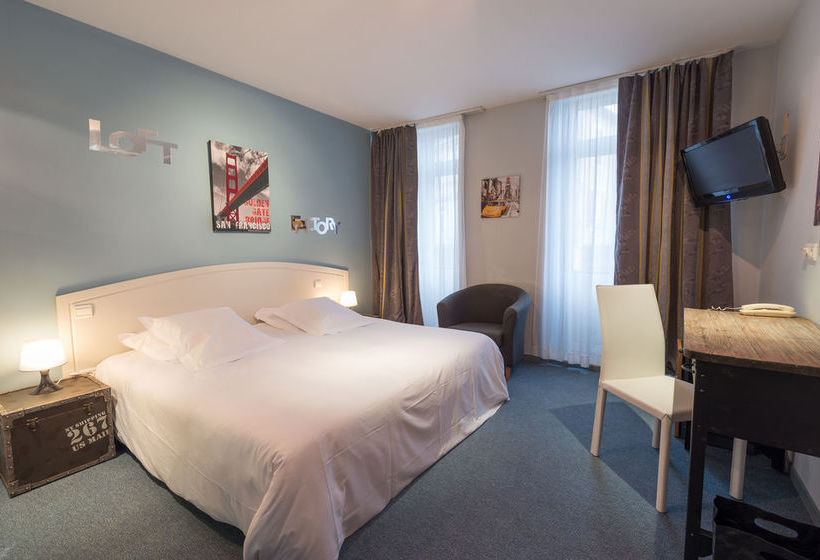 Отель Le Miredames Hôtel Bar