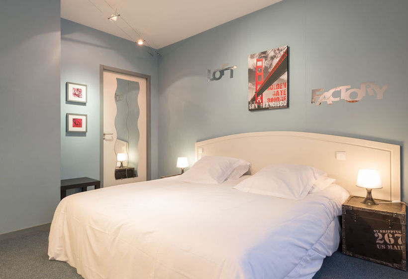 Отель Le Miredames Hôtel Bar