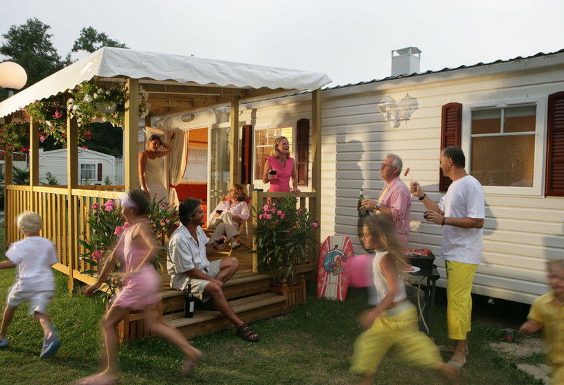 Отель Camping Siblu Les Charmettes