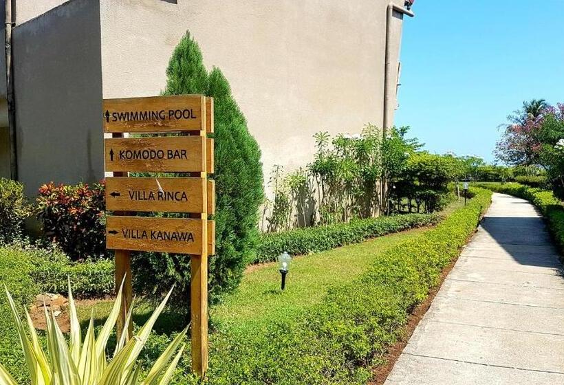 호텔 Luwansa Beach