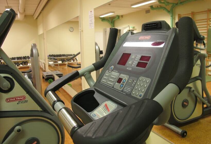 酒店 Majvik Congress