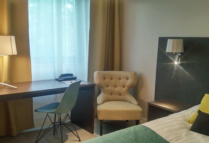 酒店 Majvik Congress