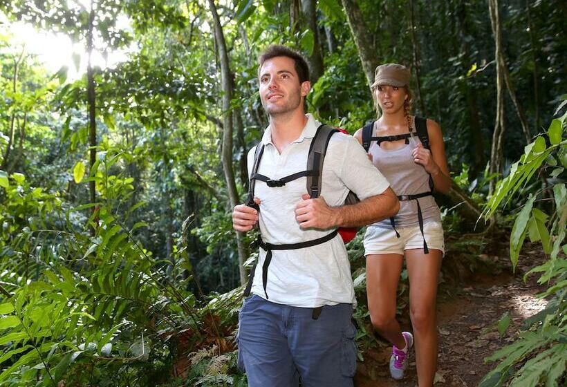 酒店 Maqai Beach Eco Resort