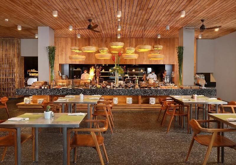 호텔 Maya Sanur Resort & Spa