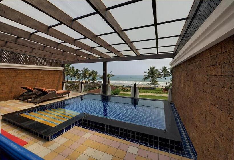 בית מלון כפרי Mayfair Palm Beach Resort